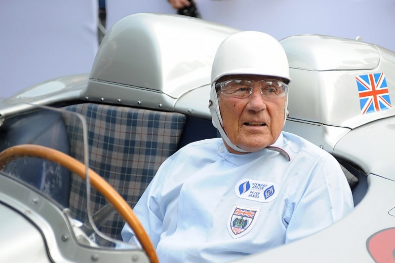 Sir Stirling Moss: Racing legend dies aged 90