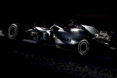 Mercedes F1-designed breathing aid approved for use by NHS