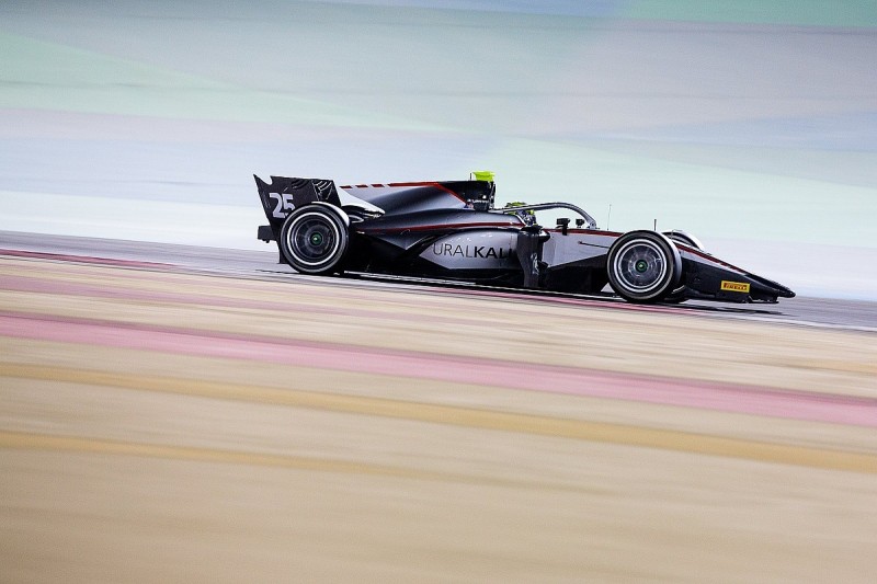 Ghiotto tops Bahrain F2 test for Hitech