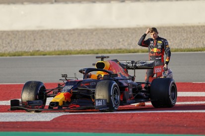 Barcelona F1 testing: Late stoppages for Red Bull teams, Kubica on top