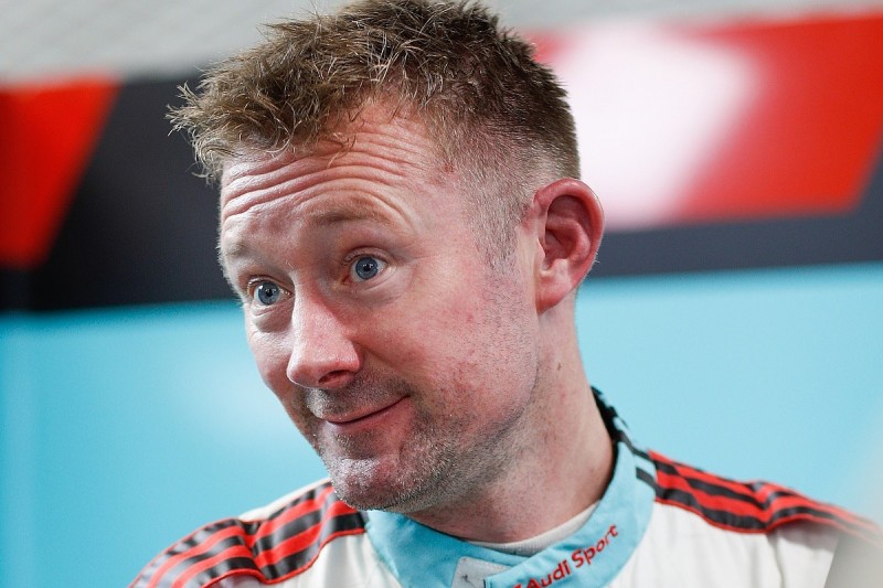 Three-time BTCC champion Shedden to sub for Neal in tests, eyes return