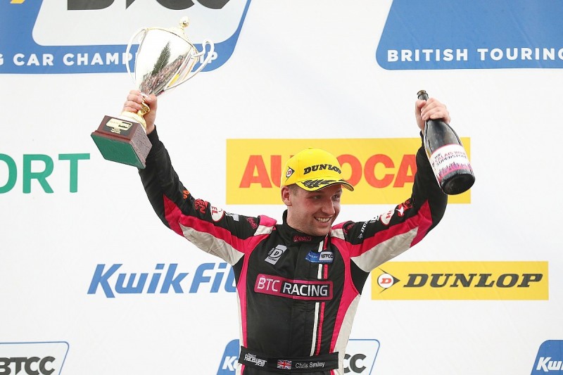 Smiley swaps BTC for Excelr8 to drive new BTCC Hyundai i30