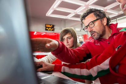 Ex-Schumacher F1 strategist joins Formula Renault Eurocup team GRS