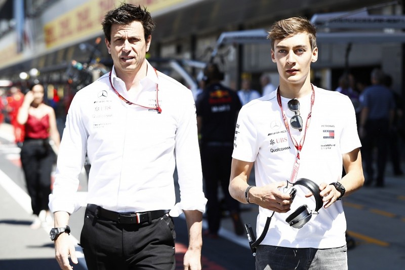 Russell doesn't expect praise from Mercedes over Williams F1 form