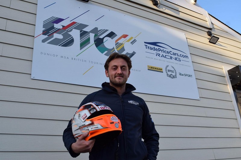 Thompson joins Trade Price Cars Racing for '20 BTCC campaign