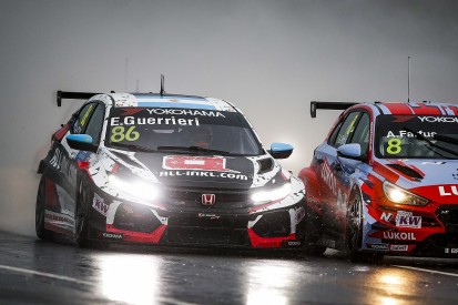 Guerrieri seals vital WTCR Sepang win to set up title showdown