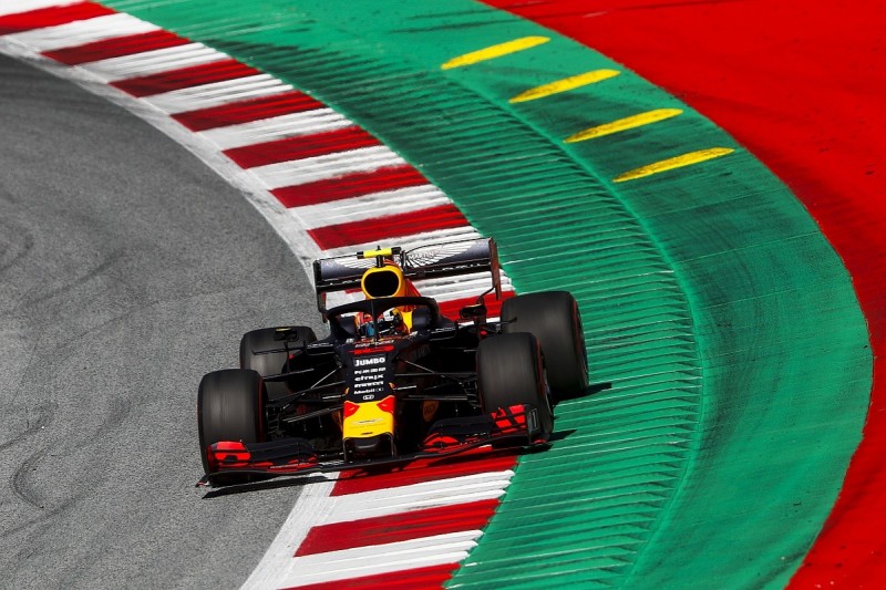 Red Bull: F1 teams could have coped with mid-season tyre change