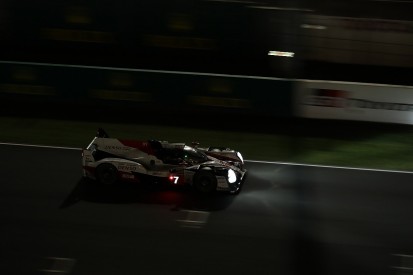 Le Mans 24 hours: Alonso can't close gap to leading #7 Toyota