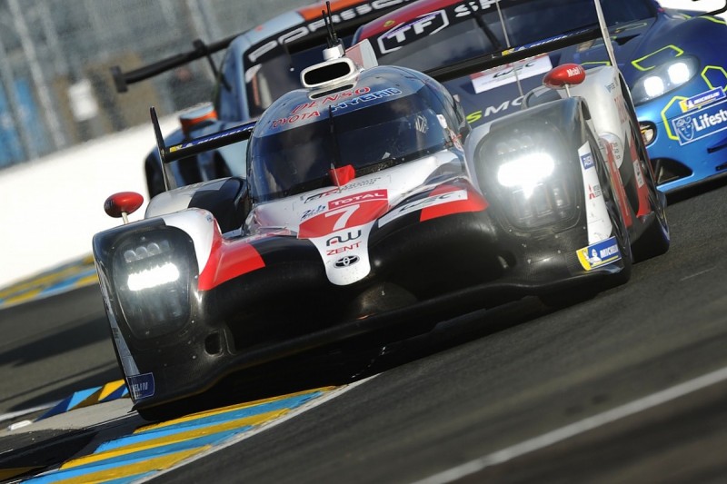 Le Mans: Kobayashi leads Alonso by over a minute after three hours