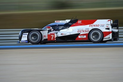 Le Mans 24 Hours: Kobayashi holds leading Toyota's gap to Alonso