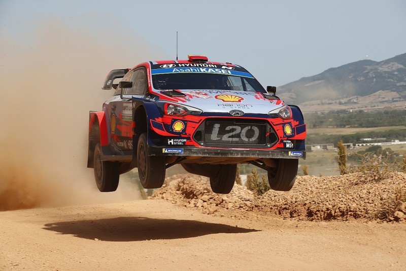Rally Italy: Sordo inherits lead after nominal times decision