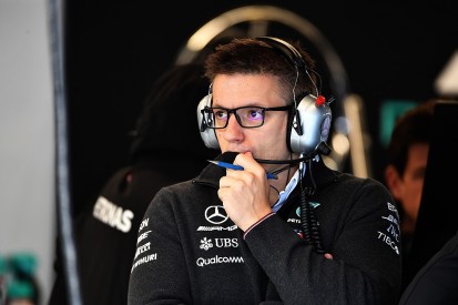 Hamilton's Mercedes race engineer Bonnington makes early F1 return