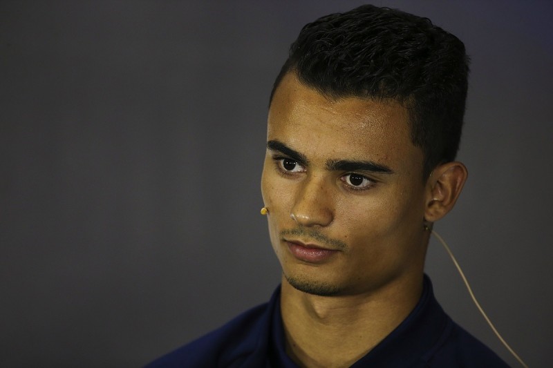 Pascal Wehrlein back to Mercedes DTM team after losing F1 seat