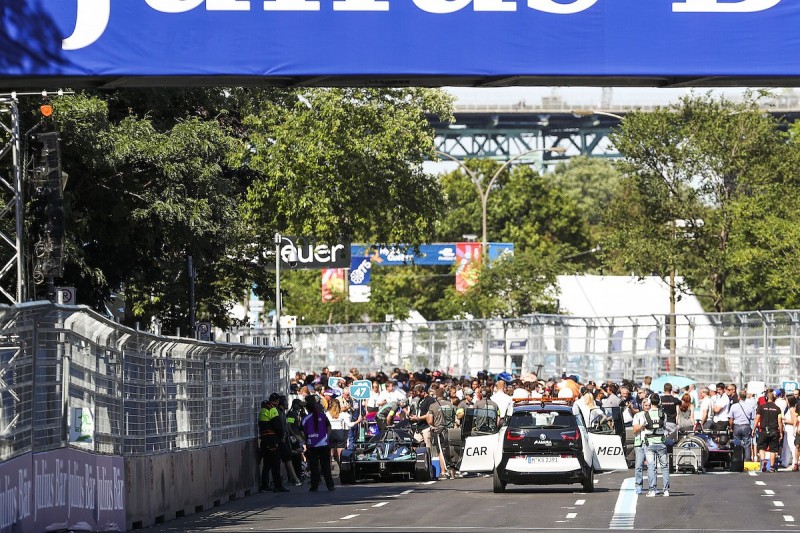 Formula E welcomes F1 to '21st century' over grid girl announcement