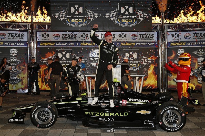 Texas IndyCar: Josef Newgarden fends off Alexander Rossi for win
