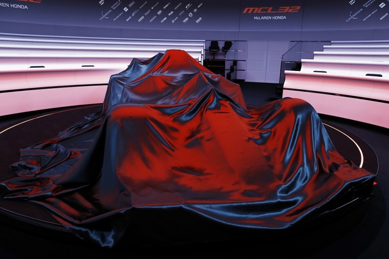 McLaren and Toro Rosso reveal 2018 Formula 1 car launch dates