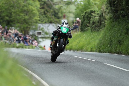 Isle of Man TT: Michael Dunlop prevails in Lightweight race