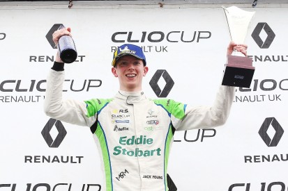 Renault UK Clio Cup 2019: Jack Young wins final title of TOCA era