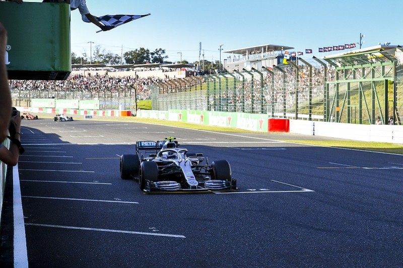 FIA launches investigation into early Japanese GP chequered flag