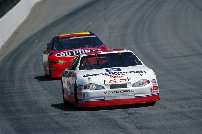 Harvick set to pass major Earnhardt NASCAR Cup Series milestone