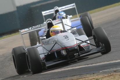 Lewis Hamilton says F1 needs more Donington Park-style corners