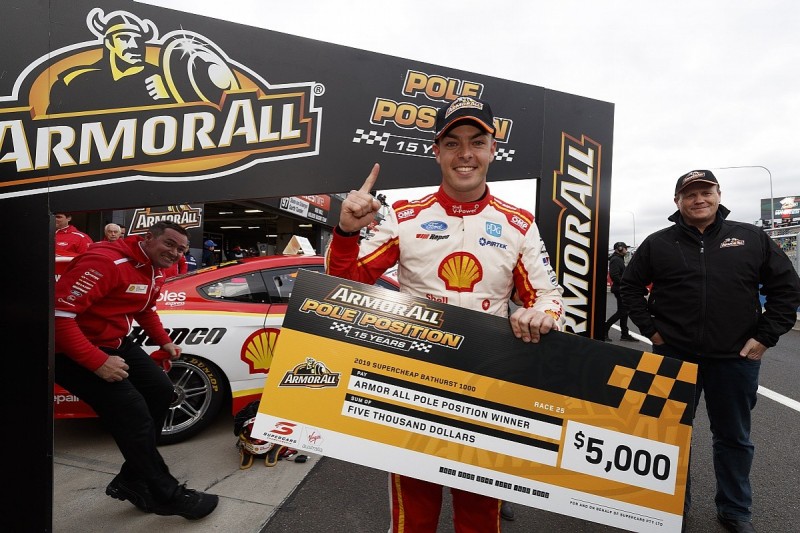 Bathurst 1000: Scott McLaughlin seals pole with record lap