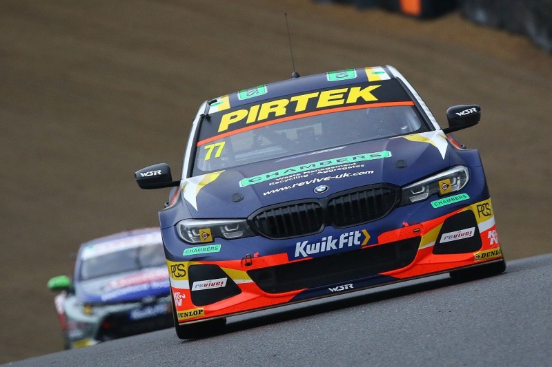 Brands Hatch BTCC: Jordan tops FP2, Turkington over four seconds off
