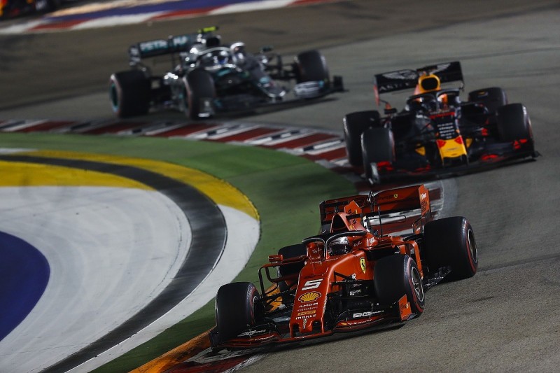 Hamilton predicts “awesome” Formula 1 three-team fight in Japan