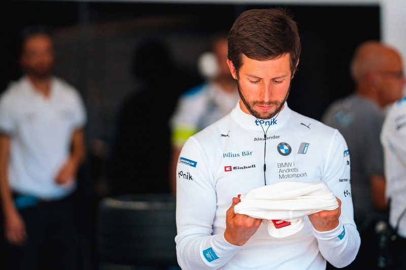 BMW retains Alexander Sims for Formula E in 2019/20