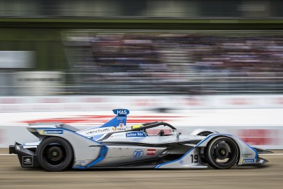 Massa "disappointed" by mistakes that led to Berlin FE wall strikes