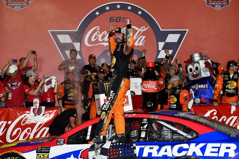 Charlotte NASCAR: Martin Truex Jr recovers from wall hit to win