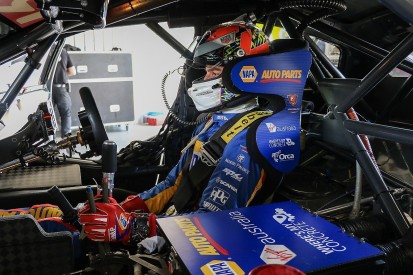 Alexander Rossi crash truncates Walkinshaw's pre-Bathurst 1000 test