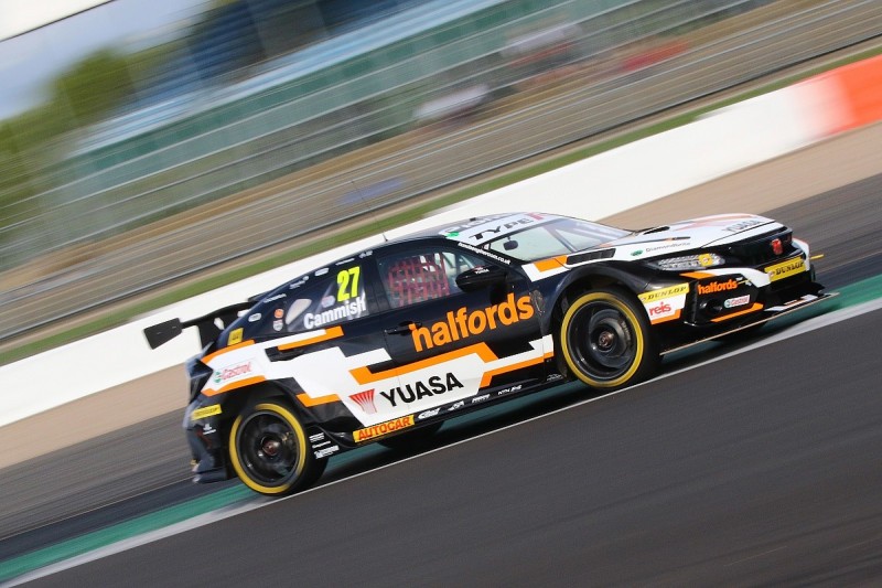 Cammish: Jordan clashes under BTCC Silverstone safety car a 'farce'