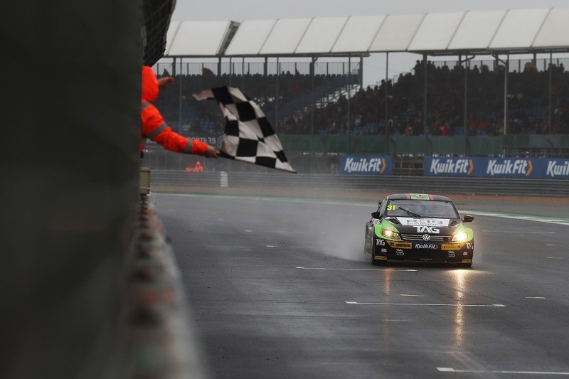 Silverstone BTCC: Goff earns Team Hard's first win after tyre gamble