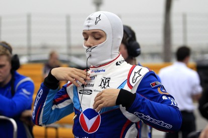 Formula Renault champion Fenestraz joins Carlin for Euro F3 2018