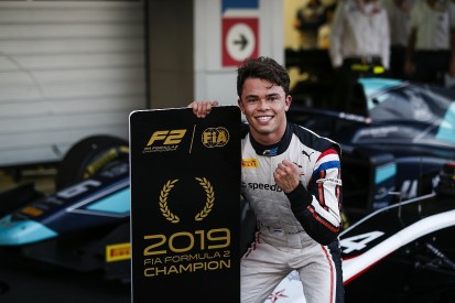 Sochi F2: ART's de Vries seals title early with win in feature race