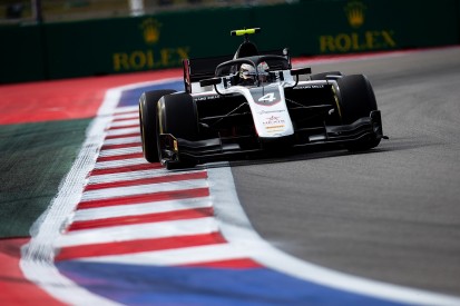 De Vries inches closer to Formula 2 title with Sochi feature pole
