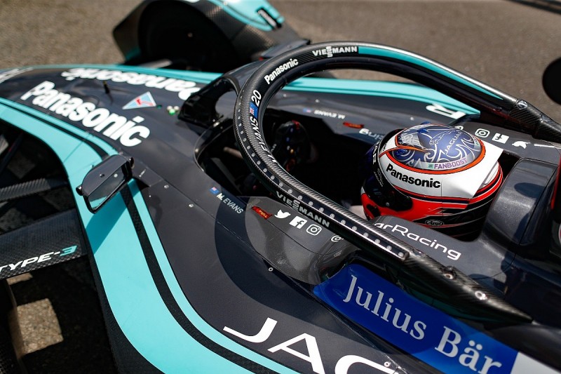 Mitch Evans signs new Jaguar Formula E deal ahead of 2019/20 season
