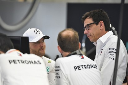 Mercedes explains Bottas/Hamilton Singapore "misunderstanding"