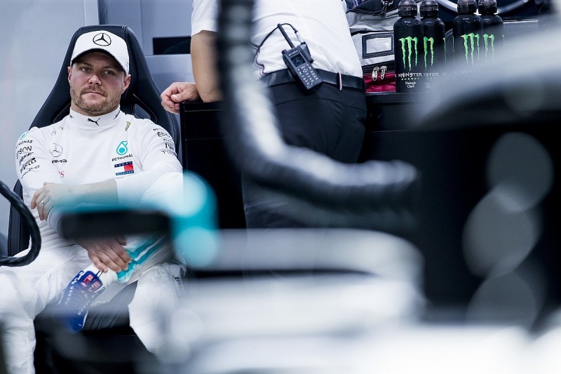 Asking Bottas to back off to help Hamilton 'not great' - Wolff