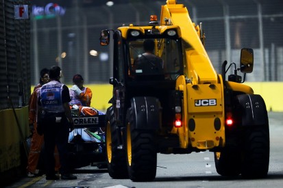 Giovinazzi penalised for going close to Singapore F1 rescue crane