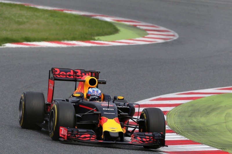 F1 testing: Daniel Ricciardo can feel Renault engine progress