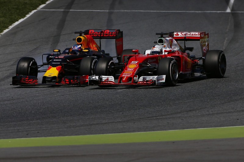 Red Bull not a major Formula 1 threat to Ferrari, Vettel believes