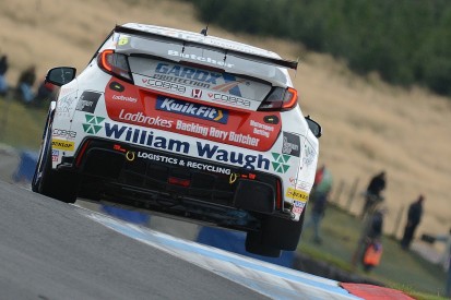 Knockhill BTCC: Butcher survives last-lap Jordan attack to win opener