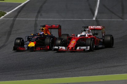 Daniel Ricciardo calls Sebastian Vettel's radio complaint 'typical'