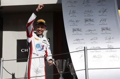 GP3 Barcelona: ART wins again with Alexander Albon