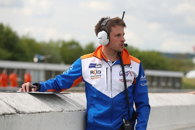Bushell pauses engineer job to replace Tordoff in BTCC at Knockhill