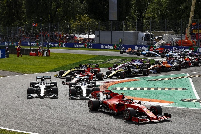 Verstappen: Midfield "almost stood still" during Italian GP start