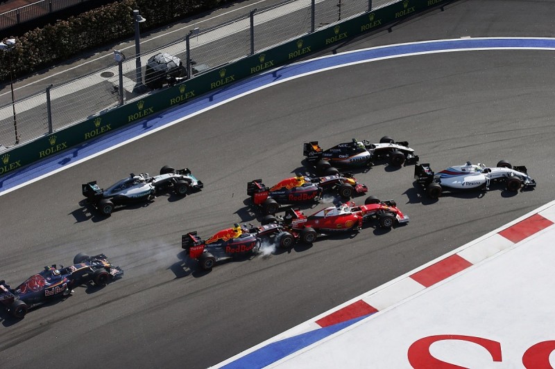 Red Bull F1 switch decided before Russian GP clash, Vettel believes