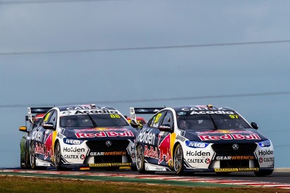 Holden gets aero tweak as Ford continues to dominate Supercars